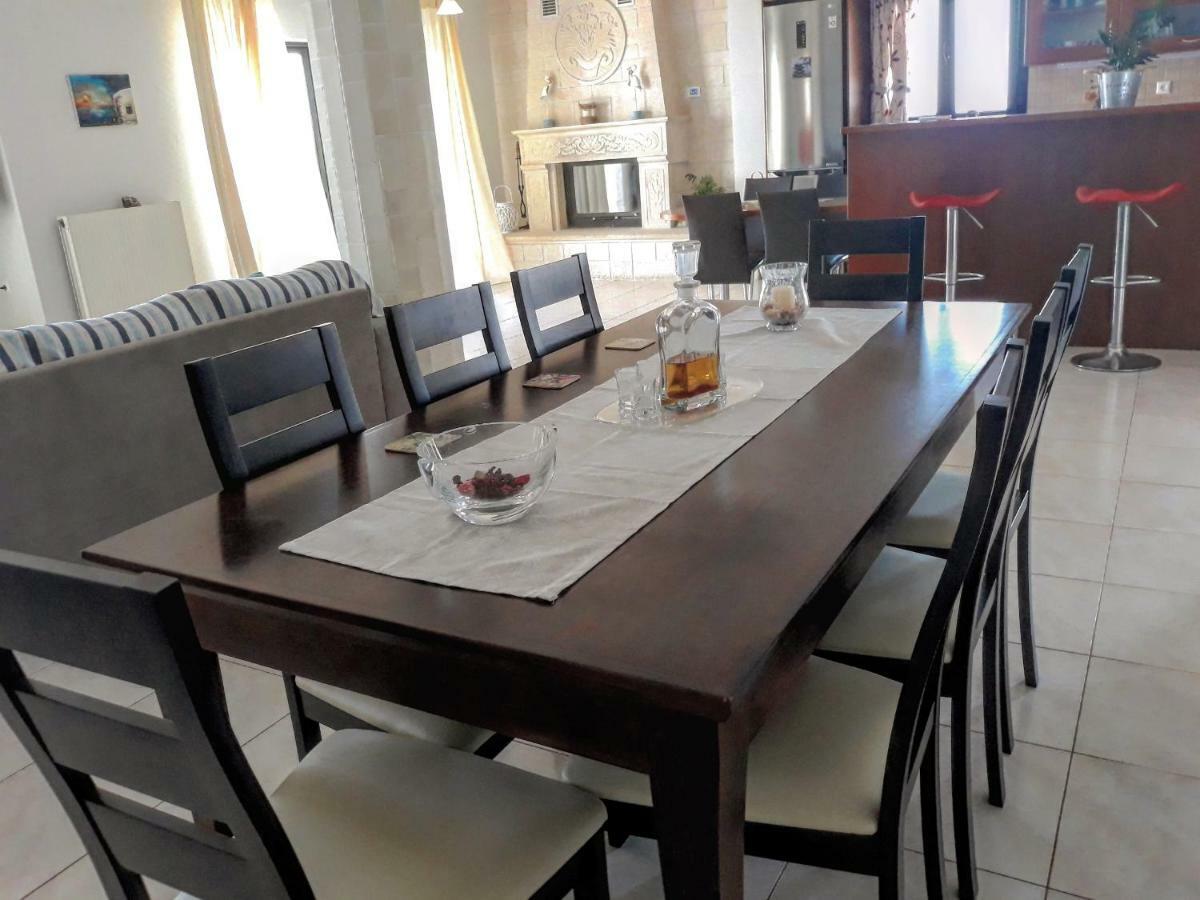 Sun Day Villa Αχλιά Εξωτερικό φωτογραφία